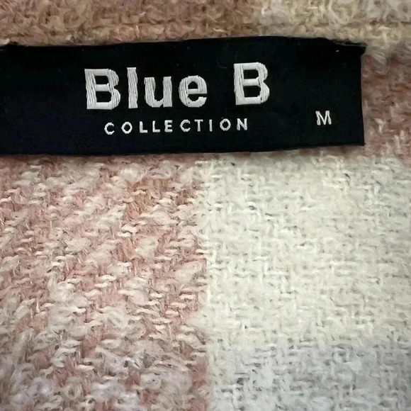 Blue B Med plaid shacket boucle pink/white/cream snap button front top pockets - Picture 6 of 7